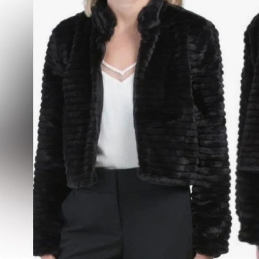 Betsey Johnson Cropped Black Teddy Jacket, Super Soft, XS, 18" PTP, 18" L
